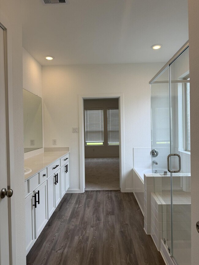 Building Photo - 9807 Keystone Meadow Pl