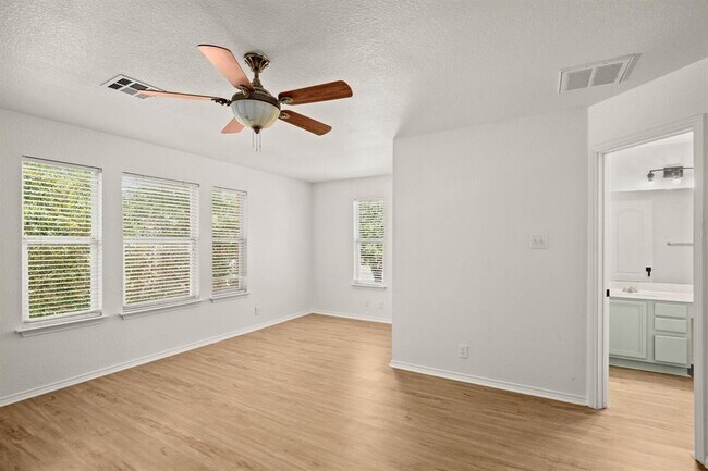 Building Photo - 600 Sheep Trail Dr