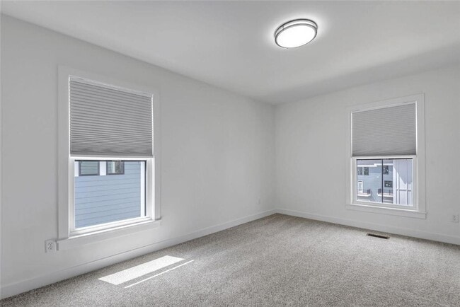 Building Photo - 16507 Honey Locust Dr