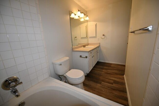 Building Photo - 1 bedroom in Plano TX 75093