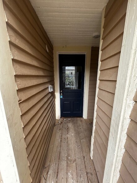 Building Photo - 126 Tate St