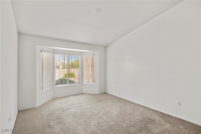 Building Photo - 10416 W Linfield Pl