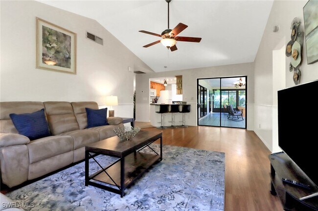 Building Photo - 4800 SW 12th Pl