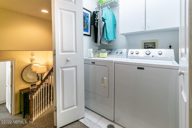 Building Photo - 2102 First St