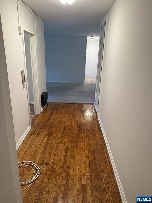 Building Photo - 401 Park Ave