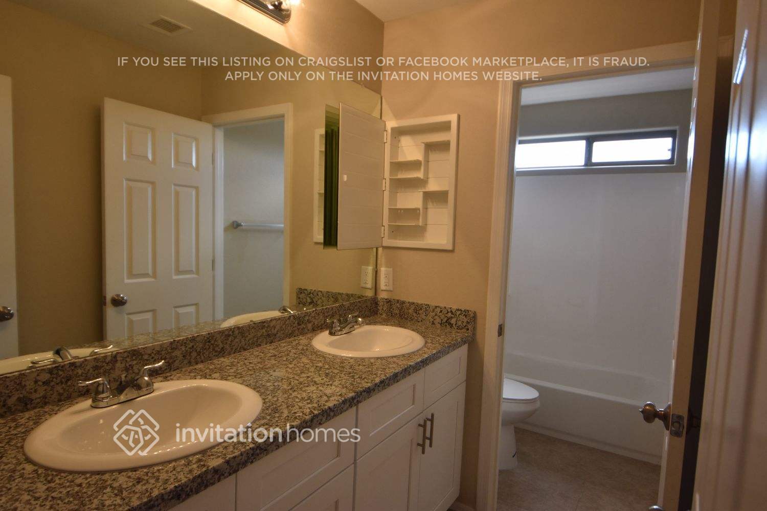 Building Photo - 17227 W Elm St