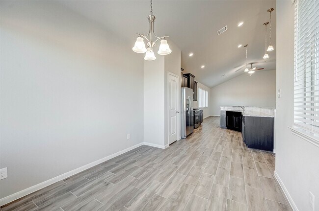 Building Photo - 6110 Scott Way