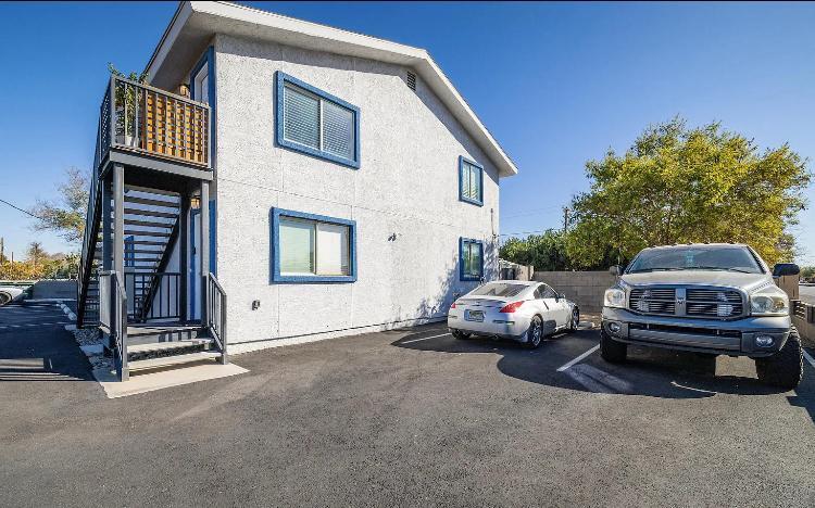 Building Photo - 2301 N 27th St