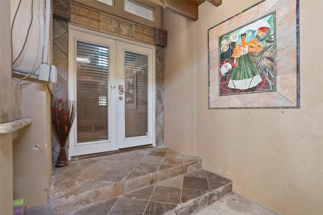 Building Photo - 614 Pine Gully Rd