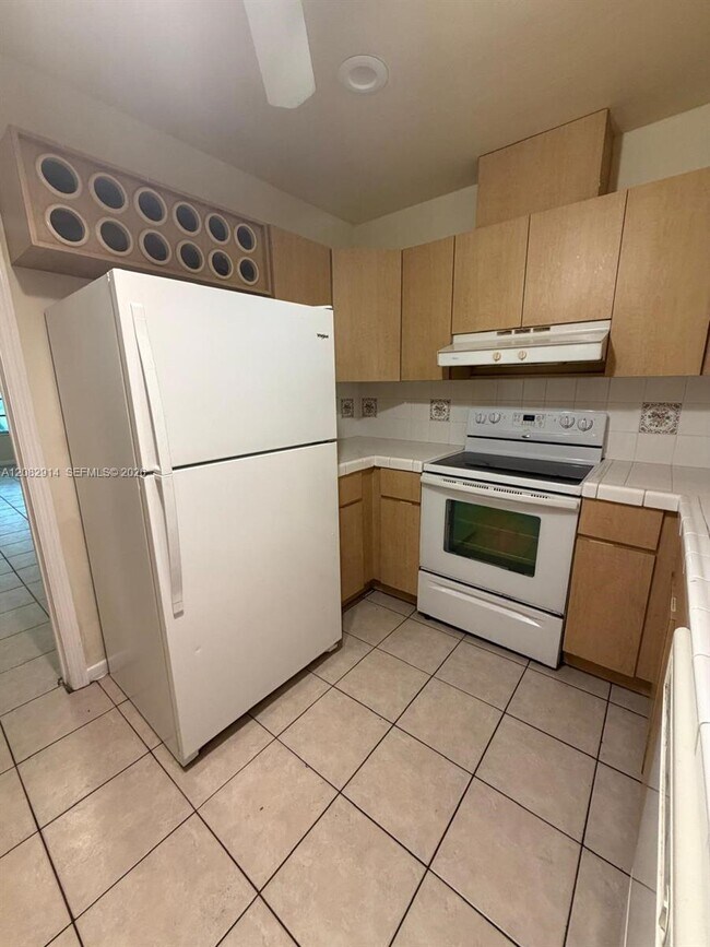 Building Photo - 7752 SW 106th St