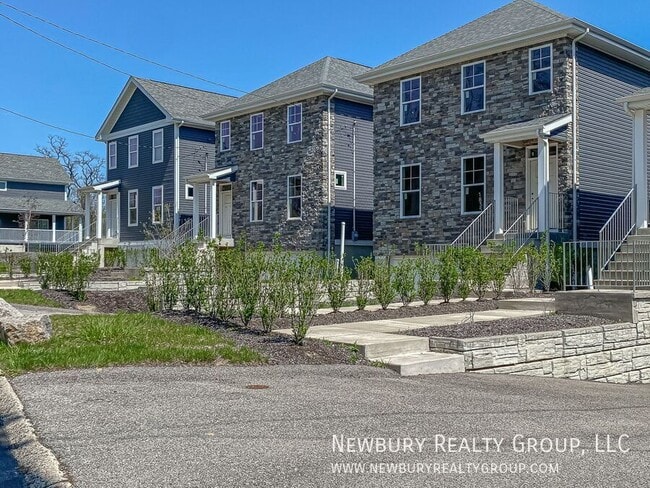 Building Photo - 1819 Chessland St