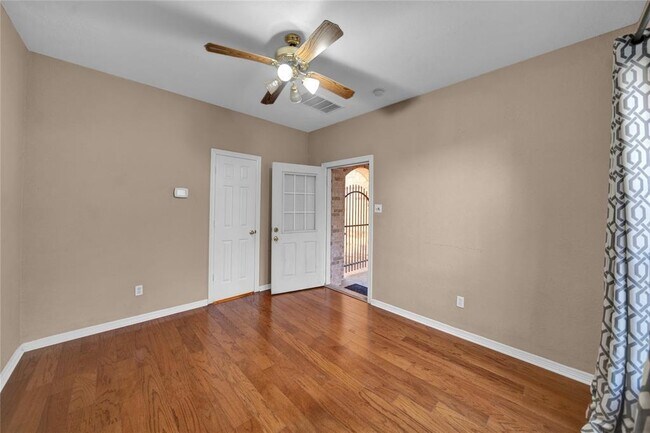 Building Photo - 1806 Rock Spring Ct