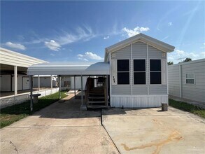 Building Photo - 149 Lantern Ave