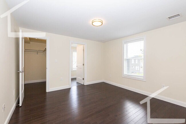 Building Photo - Brand new home in Waltham available for rent on 8/1/26