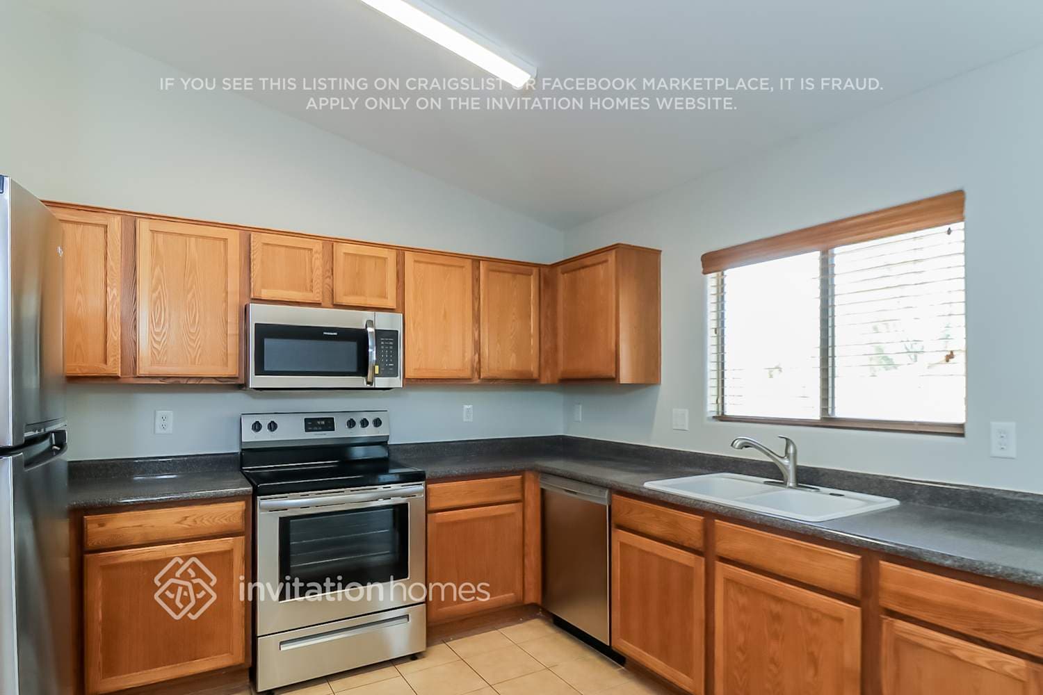 Building Photo - 25756 W St Kateri Dr