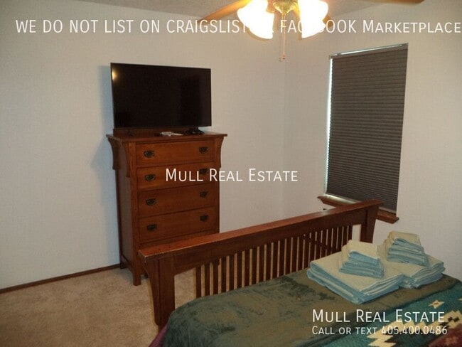 Building Photo - Furnished Single Family Home
