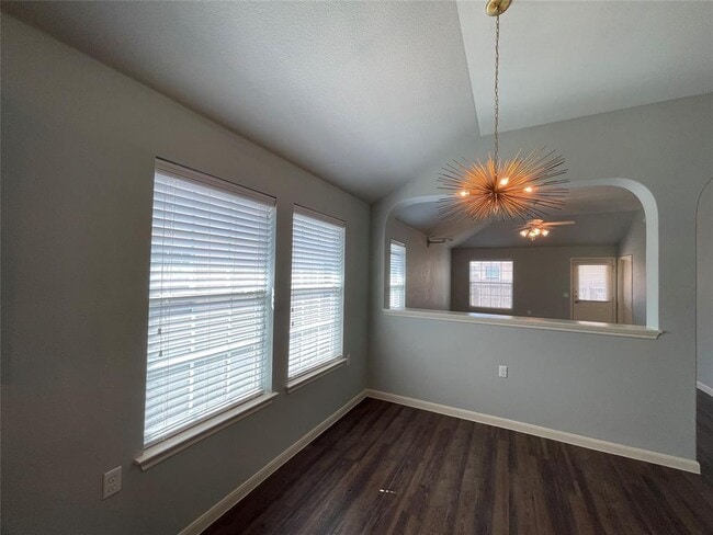 Building Photo - 7817 Duber Ln