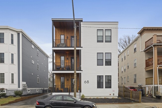 Building Photo - 68 Armandine St