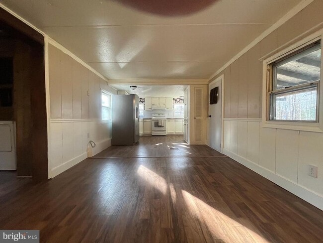 Building Photo - 1298 Black Gap Rd