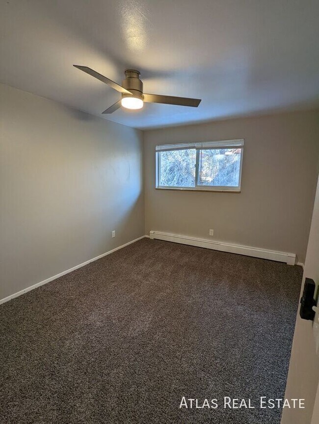 Building Photo - 5703 S Pearl St