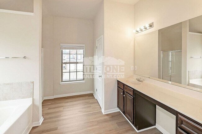 Building Photo - Spacious 4BR House in Loganville