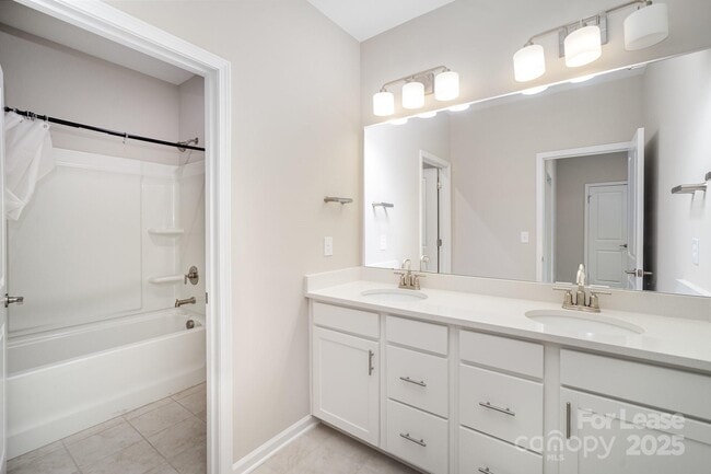Building Photo - 5710 Gulch Pl