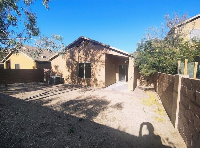 Building Photo - 7856 S Baja Stone Ave