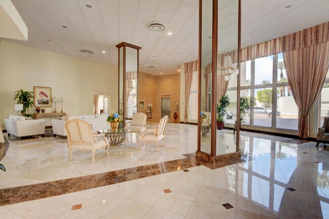Building Photo - 4100 Galt Ocean Dr