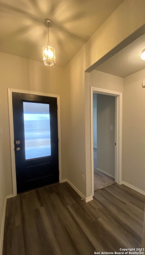 Building Photo - 10410 Waverunner-