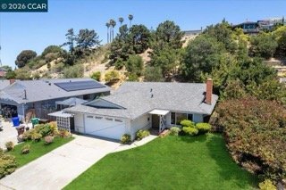 Building Photo - 1566 Mann Dr