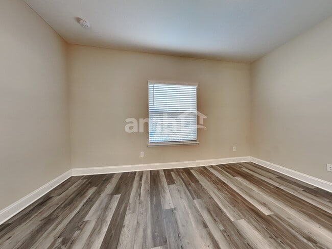 Building Photo - 64 Cobalt Ln