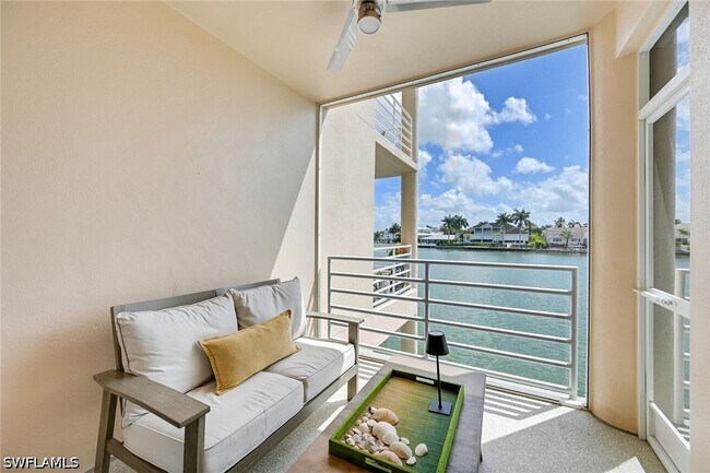 Building Photo - 4530 Gulf Shore Blvd N