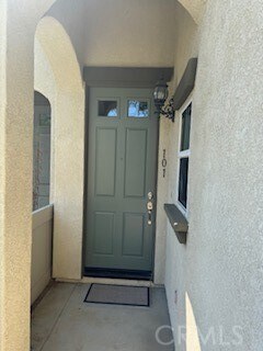 Building Photo - 33760 Willow Haven Ln
