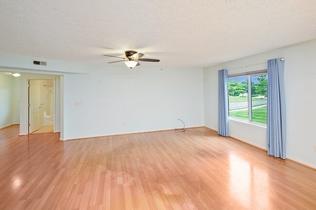 Building Photo - 6791 Cloudscape Way