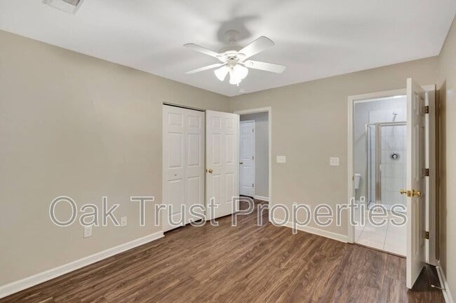 Building Photo - 2284 Kings Gate Ln