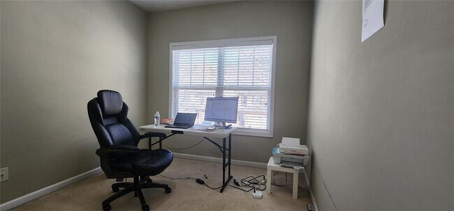 Building Photo - 2877 Cross Creek Dr