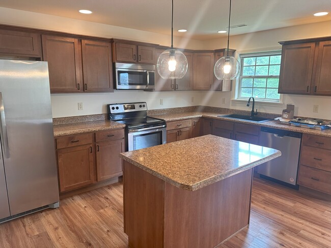 Building Photo - 5004 Whitefish Ct