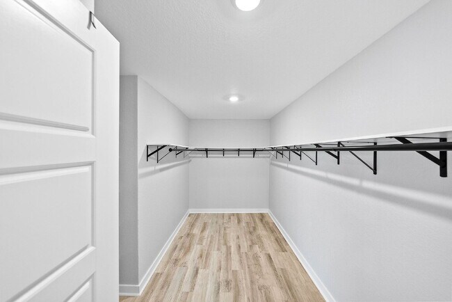 Building Photo - 4 Bedroom Corner Lot Rental with Spacious ...