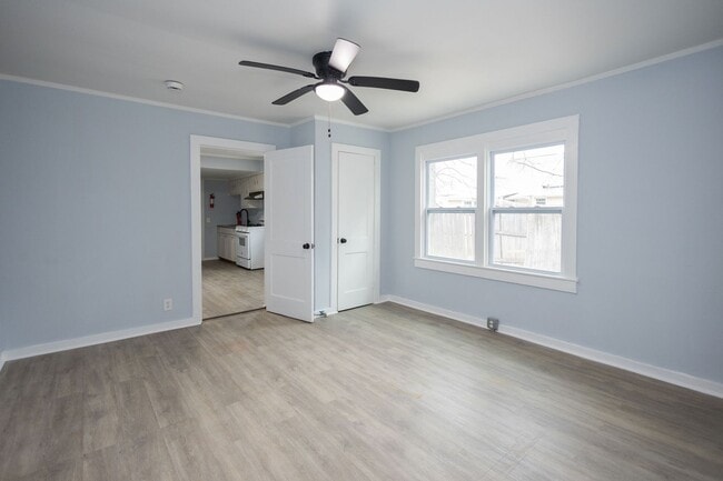 Building Photo - 911 Ray St