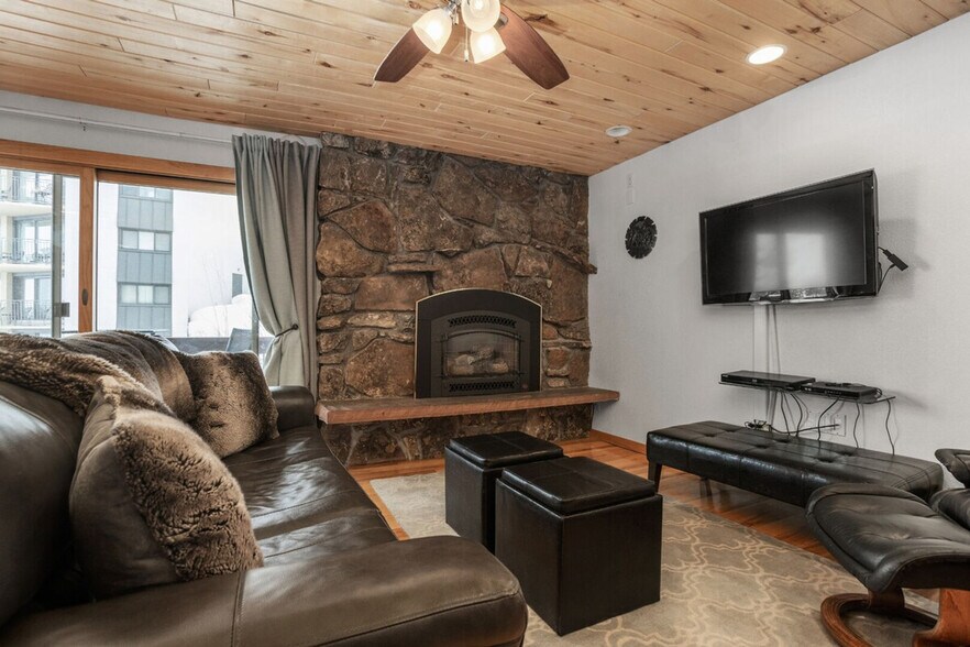 Building Photo - 2135 Burgess Creek Rd
