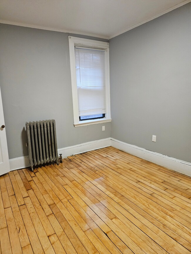 Building Photo - 59 Brighton Ave