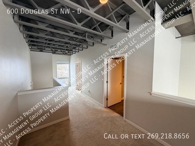 Building Photo - 600 Douglas St NW