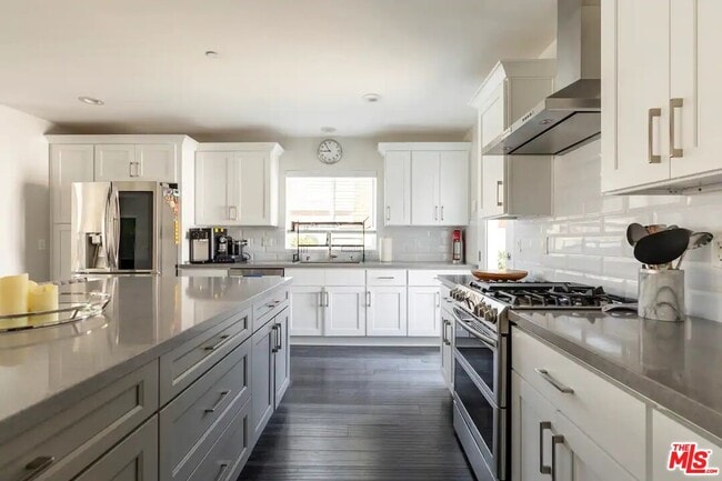 Building Photo - 1207 Reynolds Dr