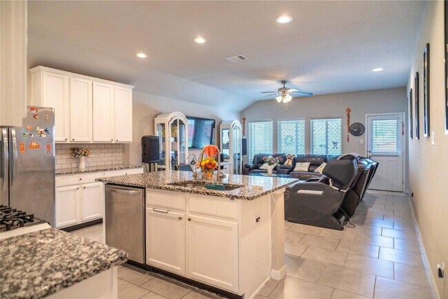Building Photo - 18226 Mulberry Spring Cir