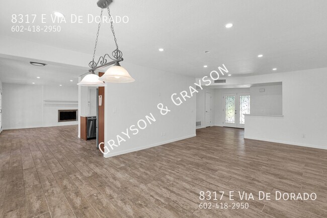 Building Photo - 8317 E Vía De Dorado