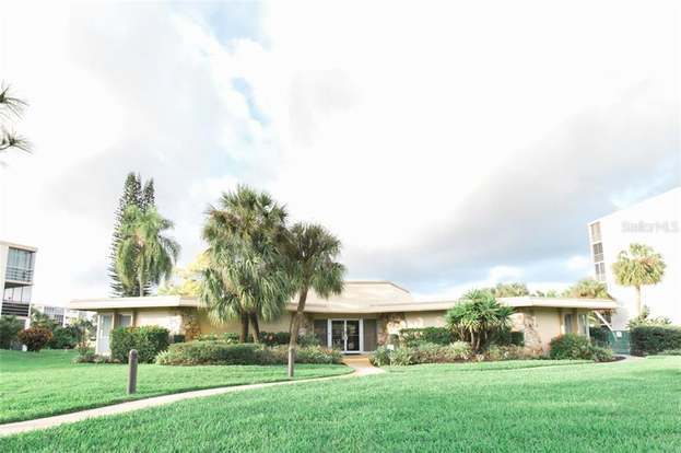 Building Photo - 4210 Ironwood Cir
