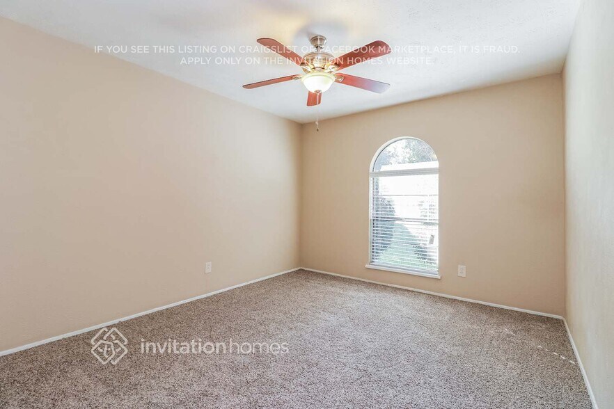 Building Photo - 7425 Tunbridge Dr