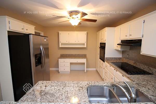 Building Photo - 4331 Alison Jane Dr NE