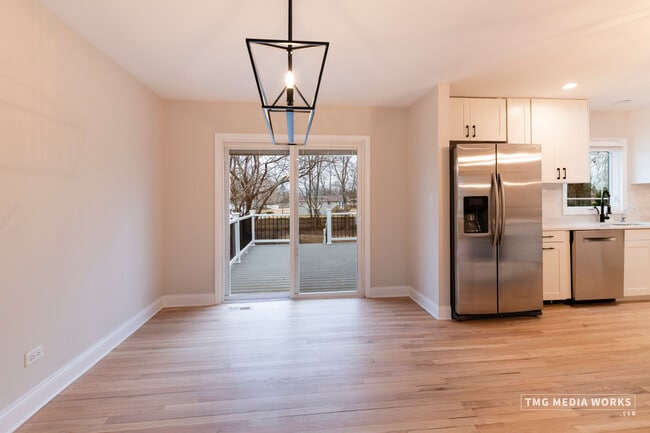 Building Photo - 24331 Davids Ct