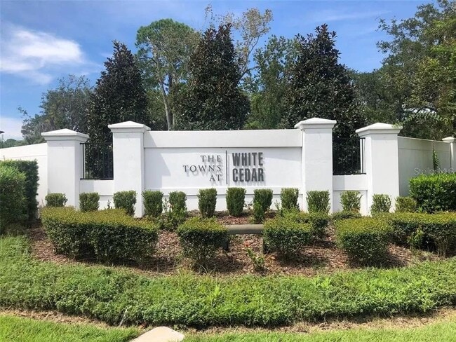 Building Photo - 393 Evertree Loop